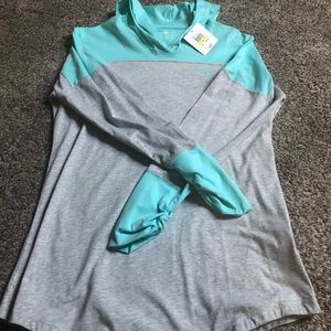 Basically Brand new Women’s puma sweater size M.